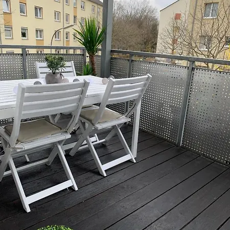 Holiday Home Cologne With Balkon - Near Koelnmesse - Temporary Living- Buitenkant foto