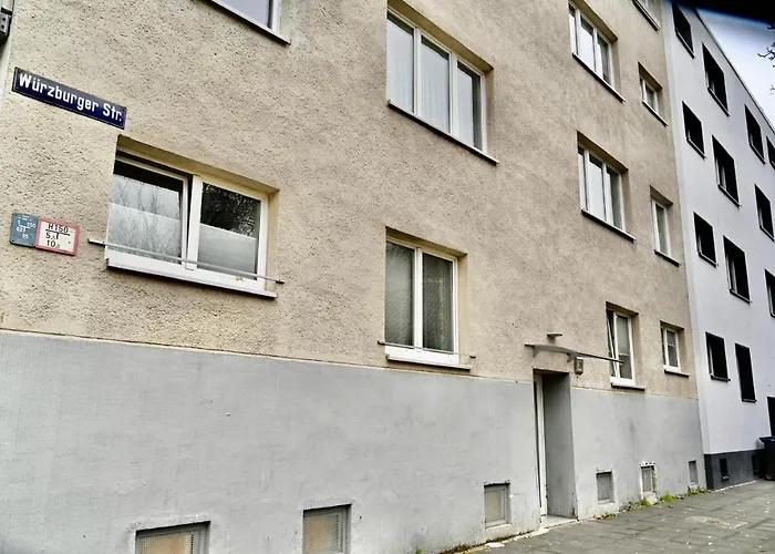Holiday Home Cologne With Balkon - Near Koelnmesse - Temporary Living-