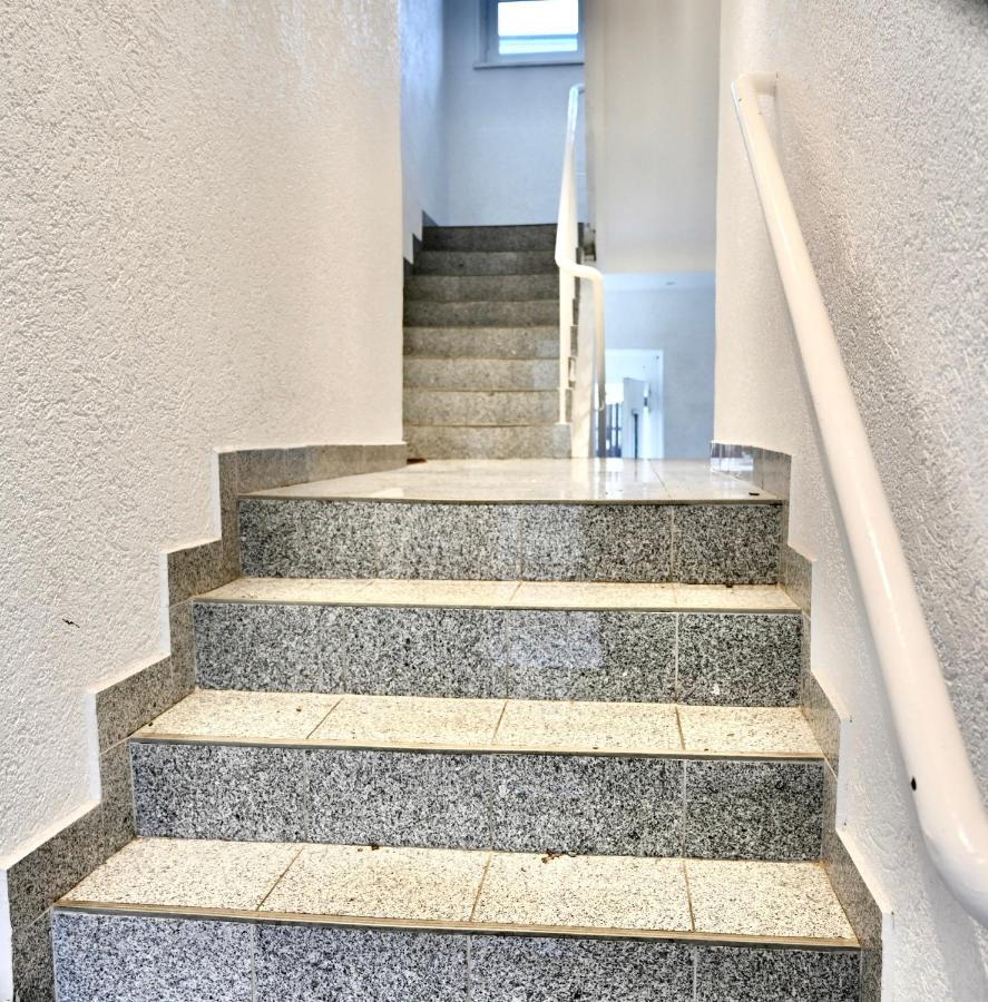 Apartment With Balkon - Near Koelnmesse - Temporary Living- Cologne