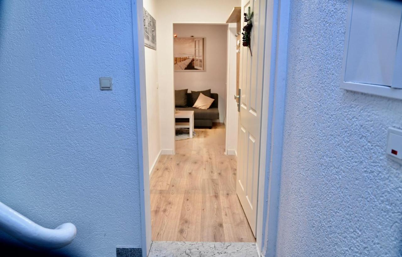With Balkon - Near Koelnmesse - Temporary Living- Apartment *